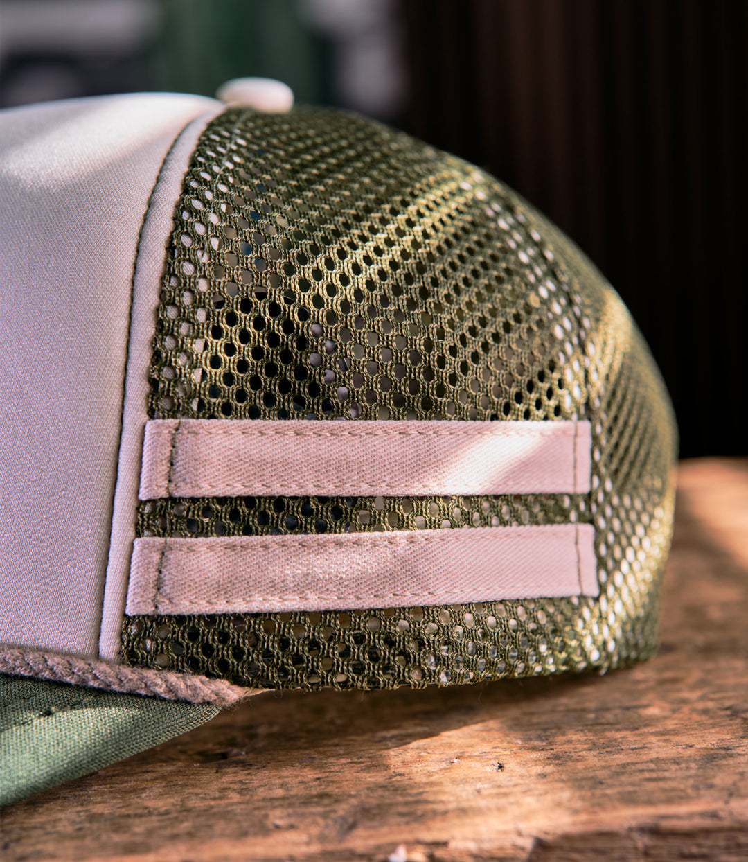 Shelby Striped Foam Trucker - Dark highlands Green